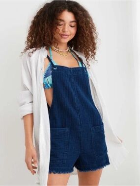 Aerie Pool To Party Woven Gauze Sleeveless Relaxed Romper in Chambray